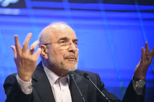 Chủ tịch Quốc hội Iran Mohammad Bagher Ghalibaf, theo TASS.
