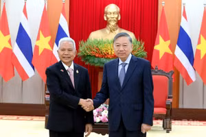 Tổng Bí thư, Chủ tịch nước Tô Lâm tiếp Chủ tịch Quốc hội kiêm Chủ tịch Hạ viện Vương quốc Thái Lan Sophon Zaram. (Ảnh: ĐĂNG KHOA)