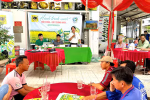 Hội thảo tổng kết mô hình “Hành trình xanh-Đất khỏe, cây trồng khỏe” tại Hợp tác xã Nông nghiệp Thuận Phú (xã Thạnh Mỹ Tây, tỉnh An Giang), nhằm đánh giá hiệu quả giải pháp nâng pH đất phèn, giảm chi phí sản xuất lúa hè thu 2026. (Nguồn ảnh: Bình Điền)