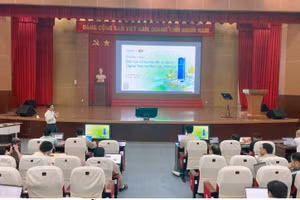 FPT đào tạo hướng dẫn sử dụng Digital Twin cho đội ngũ vận hành, kỹ thuật và quản lý của PVFCCo tại Nhà máy Đạm Phú Mỹ trong tuần qua. (Ảnh: Đạm Phú Mỹ)