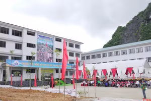 Vận hành thử nghiệm Trường Phổ thông nội trú Tiểu học và THCS Trà Lĩnh. 