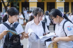 Làm sao để giảm áp lực cho các em học sinh, tạo niềm tin trong xã hội, là điều các cơ quan chức năng cần giải pháp hiệu quả.