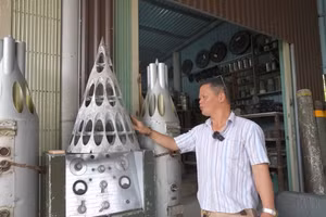 Anh Duyệt chia sẻ về hành trình sưu tầm những vỏ bom lớn.