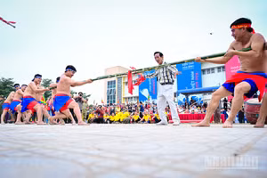 Kéo co vừa là trò chơi hấp dẫn trong ngày hội, vừa là nghi lễ linh thiêng gắn với ước vọng mưa thuận gió hòa và mùa màng bội thu.