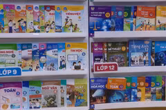[Video] Chuẩn bị làm bộ sách giáo khoa lớp 1-12 mới, dùng thống nhất từ năm 2028