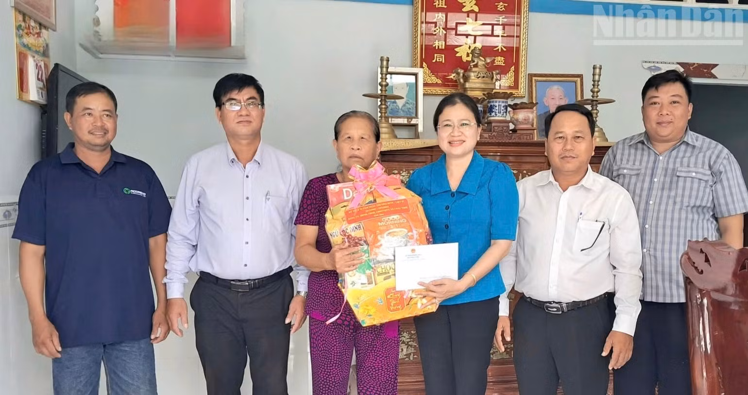 ndo_tr_img-2494-dong-chi-truong-ngoc-thao-9396.jpg