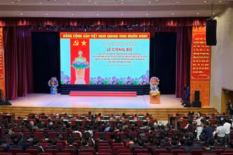 Quang cảnh buổi lễ.