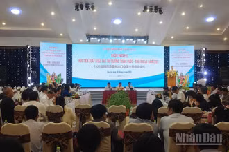 Toàn cảnh hội nghị.