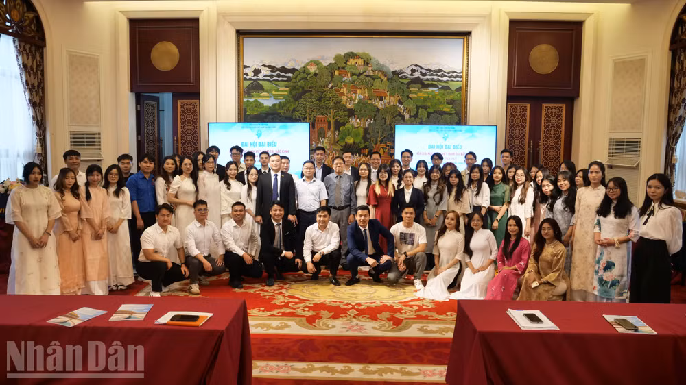 ndo_bl_a07-p2079319.jpg