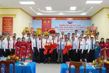 Lãnh đạo tỉnh, đại biểu, khách mời tại buổi ra mắt Đại hội của Ban Chấp hành Đảng bộ xã Mỹ Quí.