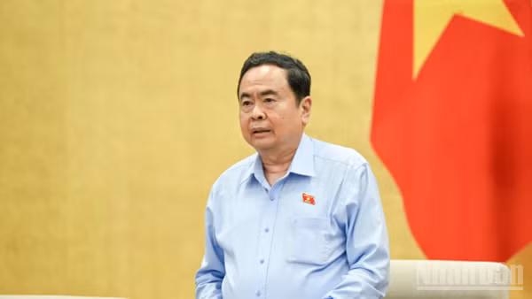 Chủ tịch Quốc hội Trần Thanh Mẫn, Chủ tịch Hội đồng Bầu cử quốc gia phát biểu tại phiên họp. (Ảnh: DUY LINH)