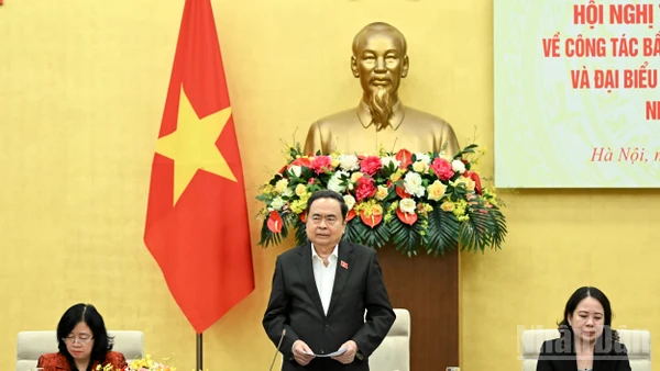 Chủ tịch Quốc hội, Chủ tịch Hội đồng Bầu cử quốc gia Trần Thanh Mẫn phát biểu kết luận hội nghị. (Ảnh: DUY LINH)