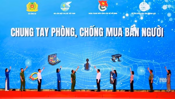 Nghi thức phát động "Chung tay phòng, chống mua bán người".