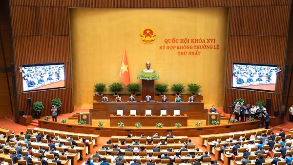 Quang cảnh phiên khai mạc Kỳ họp sáng 3/8. (Ảnh: DUY LINH)