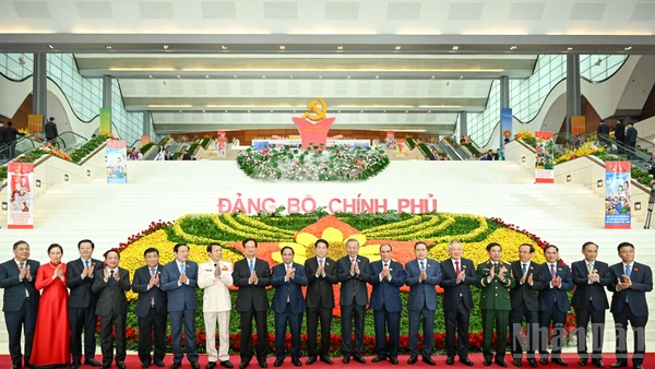 Thanh Hóa Thực Hiện Thắng Lợi Nhiệm Vụ Then Chốt, Trọng Tâm Tổng Bí Thư Tô Lâm Cùng Các Đồng Chí Lãnh Đạo, Nguyên Lãnh Đạo Đảng, Nhà Nước Dự Đại Hội Đảng Bộ Chính Phủ Lần Thứ I, Nhiệm Kỳ 2025-2030.