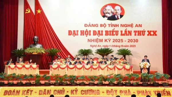 500 đại biểu tham dự Đại hội đại biểu Đảng bộ tỉnh Nghệ An lần thứ XX