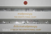 Tòa án Hiến pháp Thái Lan bãi nhiệm bà Paetongtarn Shinawatra. (Ảnh XUÂN SƠN)