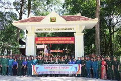 “Tượng đài chiến sĩ” Trung đoàn 143 được khánh thành trước thềm Đại hội đại biểu Đảng bộ Quân khu 5.