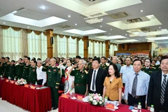 Mít tinh kỷ niệm 15 năm thành lập Hội Hỗ trợ gia đình liệt sĩ Việt Nam.