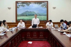 Thứ trưởng Tư pháp Nguyễn Thanh Tú chủ trì họp Hội đồng thẩm định.