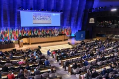 Kỳ họp lần thứ 43 Đại hội đồng UNESCO diễn ra tại Samarkand (Uzbekistan) từ ngày 30/10 đến 13/11. Đây là lần đầu tiên kể từ năm 1985, Đại hội đồng UNESCO được tổ chức bên ngoài trụ sở chính ở Paris (Pháp).