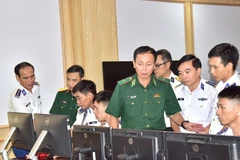 Đoàn Công tác Bộ Quốc phòng kiểm tra tại Trung tâm Chỉ huy Bộ Tư lệnh Vùng Cảnh sát biển 4.