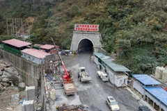 Hầm Di Lương thông tuyến ngày 10/12. (Ảnh: Nhân dân nhật báo)