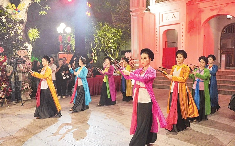 Tour đêm Tiếng chuông Trấn Vũ sẽ ra mắt vào tháng 8/2025.