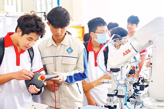 Đào tạo nghề tại Trường cao đẳng Kỹ thuật công nghệ Bà Rịa-Vũng Tàu. (Ảnh PHÚ MỸ)