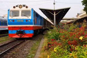 Vẻ đẹp của "Đường tàu-Đường hoa".