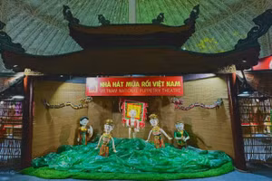 Bản sắc đặc trưng của nghệ thuật múa rối luôn thu hút đông đảo công chúng.