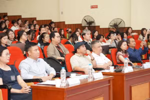 Cuộc thi có sự tham gia của giới chuyên môn và đông đảo sinh viên ngành báo chí.