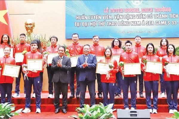Thành ủy, HĐND, UBND Thành phố Hà Nội tổ chức tuyên dương, tặng thưởng vận động viên Thủ đô có thành tích cao tại SEA Games 33.