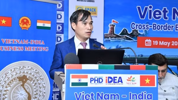 Ông Bùi Trung Thướng – Tham tán Thương mại, Trưởng Thương vụ Việt Nam tại Ấn Độ phát biểu tại Diễn đàn “Thương mại điện tử xuyên biên giới Việt Nam-Ấn Độ”.