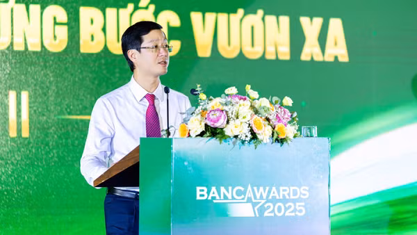 Ông Đỗ Đức Thành, Phó Tổng Giám đốc Agribank phát biểu tại hội nghị.