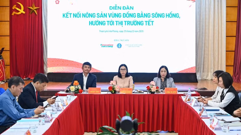 Diễn đàn “Kết nối nông sản vùng đồng bằng sông Hồng, hướng tới thị trường Tết” do Cục Trồng trọt và Bảo vệ thực vật, Báo Nông nghiệp và Môi trường phối hợp Sở Nông nghiệp và Môi trường Hải Phòng tổ chức.