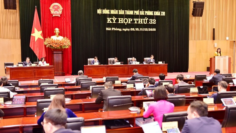 Quang cảnh Kỳ họp.