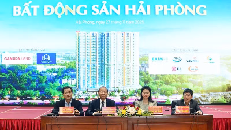 Diễn đàn "Tâm điểm đầu tư bất động sản Hải Phòng" tổ chức tại Hải Phòng.