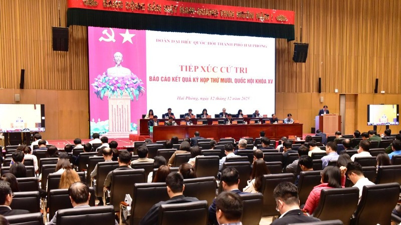 Quang cảnh Hội nghị tiếp xúc cử tri của Đoàn đại biểu Quốc hội thành phố Hải Phòng.