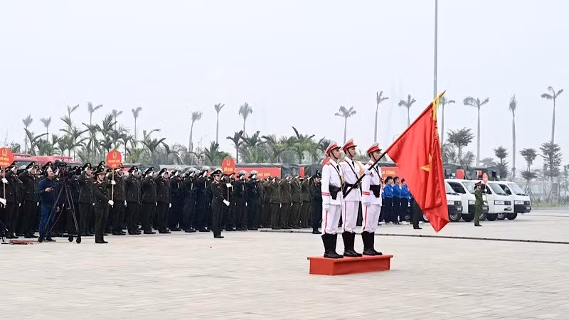 Quang cảnh Lễ ra quân đợt cao điểm tấn công, trấn áp tội phạm của Công an thành phố Hải Phòng.