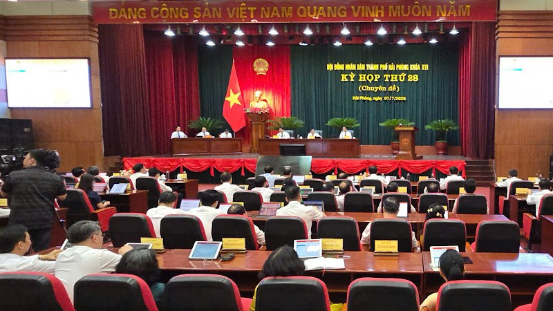 Quang cảnh Kỳ họp.