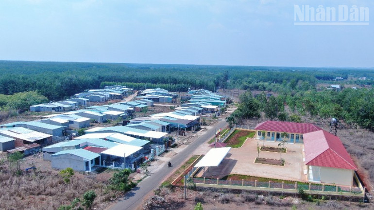 Những căn nhà đại đoàn kết mọc lên từ Chương trình xóa nhà tạm, nhà dột nát ở xã biên giới Thiện Hưng ndo_tr_dji-0990-7219.jpg