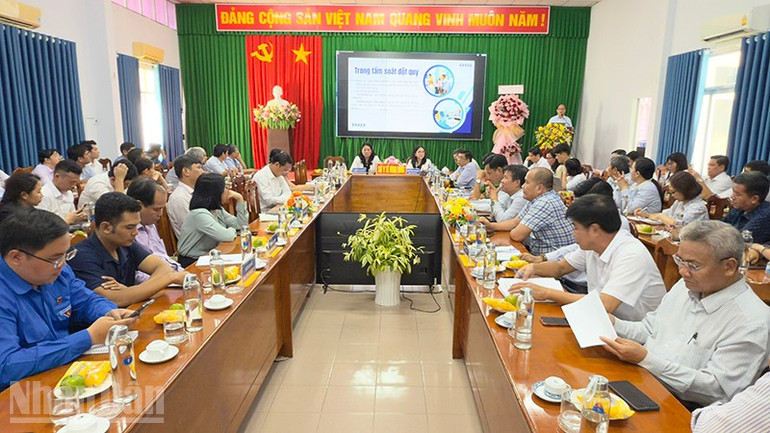 Quang cảnh hội nghị. ndo_bl_anh-2-quang-canh-hoi-nghi.jpg