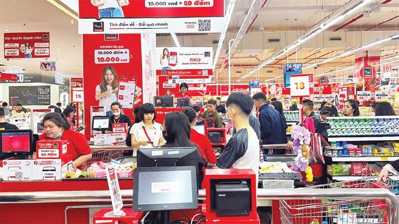 Tổng mức bán lẻ hàng hóa luôn có xu hướng tăng những tháng cuối năm.