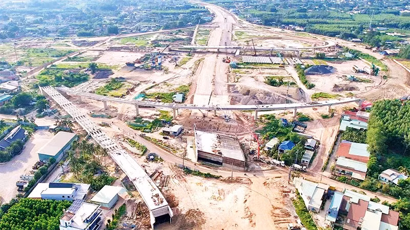 Dự án cao tốc Biên Hòa-Vũng Tàu được đẩy nhanh tiến độ để cơ bản hoàn thành cuối năm 2025.