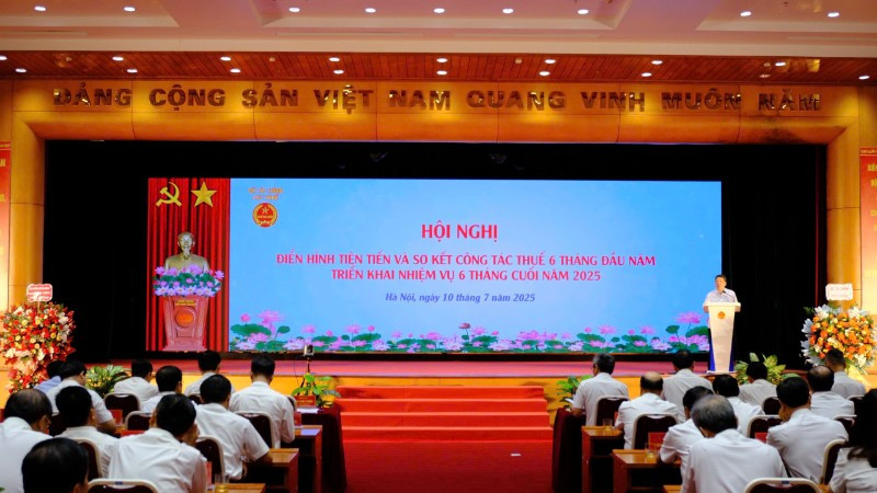 Toàn cảnh Hội nghị sơ kết công tác thuế 6 tháng đầu năm, triển khai nhiệm vụ 6 tháng cuối năm.