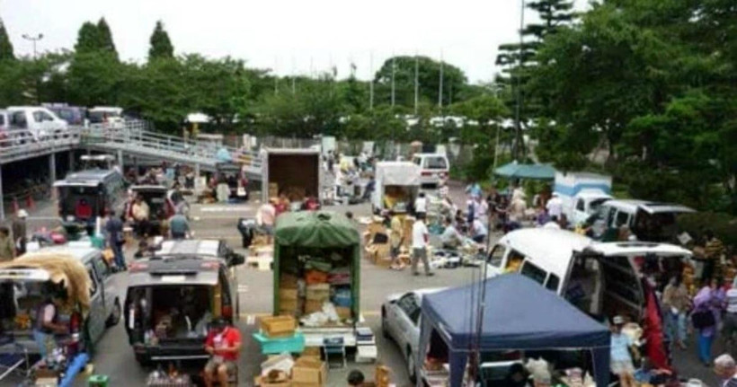 Chợ đồ cũ ở Nhật Bản (Ảnh: Fleamapket)