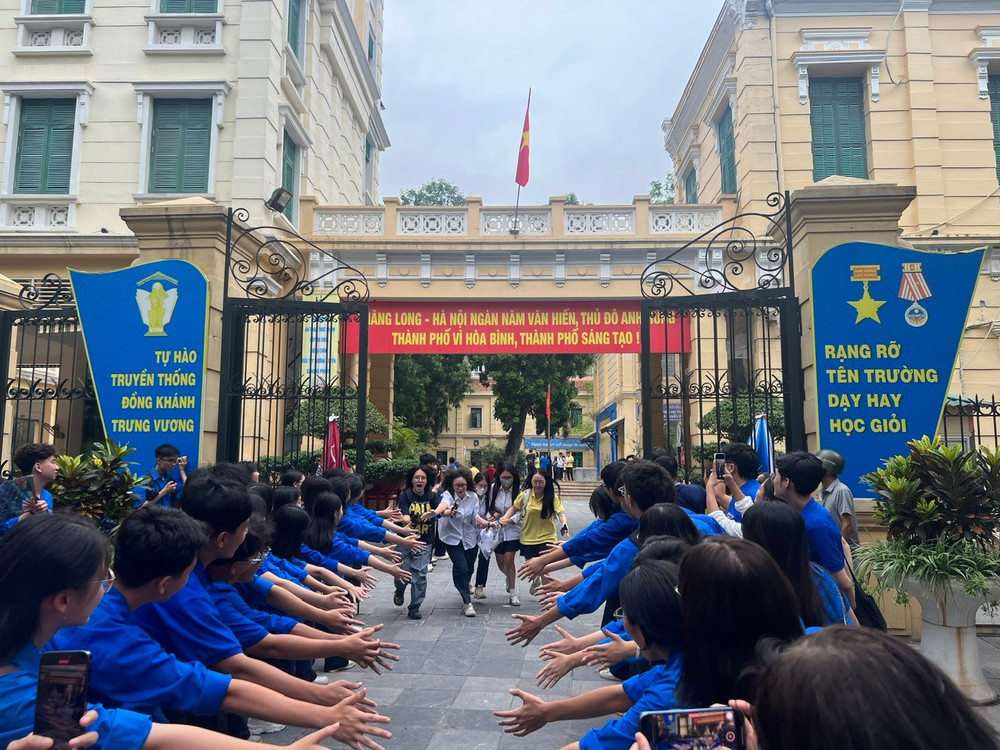 Kết thúc buổi thi sáng 27/6 của Kỳ thi tốt nghiệp THPT năm 2025.