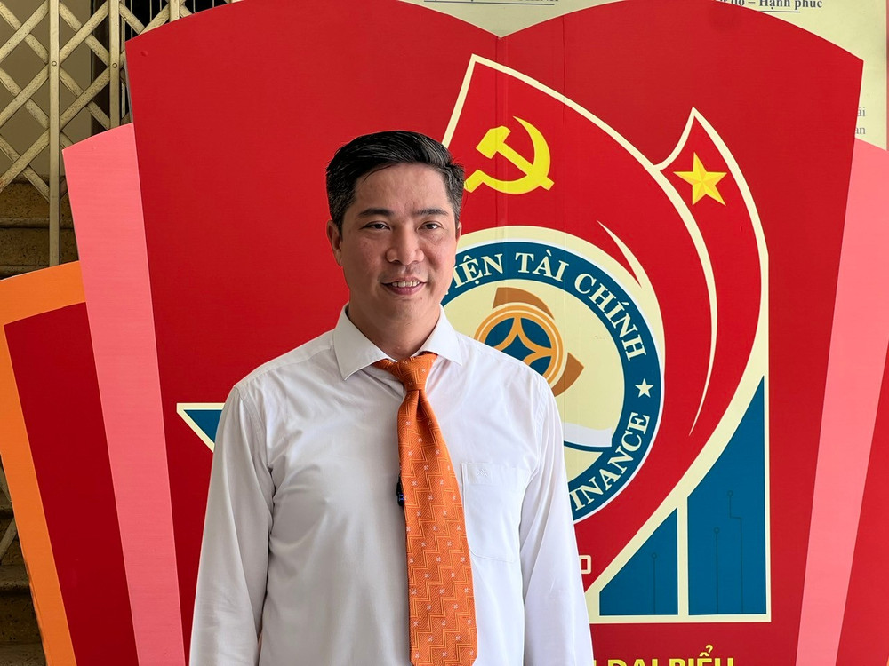 Nhà giáo ưu tú, Phó Giáo sư, Tiến sĩ Nguyễn Đào Tùng, Giám đốc Học viện Tài chính cho rằng, lạm phát trung bình 6 tháng đầu năm 2025 vẫn được kiểm soát ở mức hợp lý. b98ac8e451f9e7a7bee81.jpg