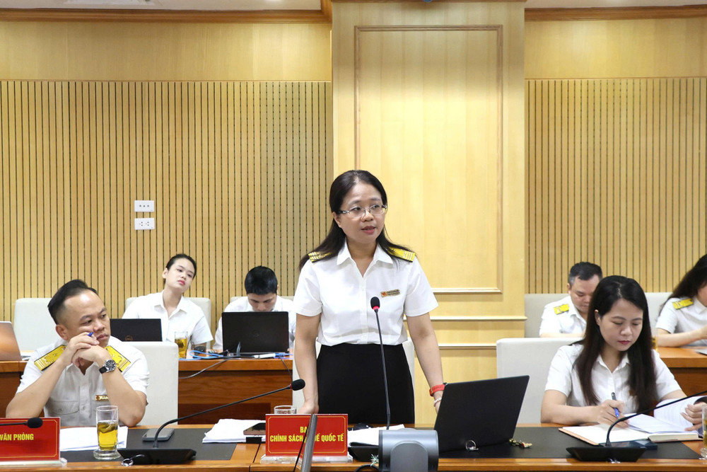 Bà Bà Phạm Minh Hiền, Phó Ban Chính sách, thuế quốc tế. 4bc3b642d46f6031397e.jpg